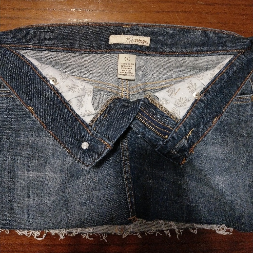 Refuge mini denim skirt size 7 jr